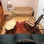 Eclectic Big Apartman