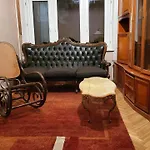 Eclectic Big Apartman