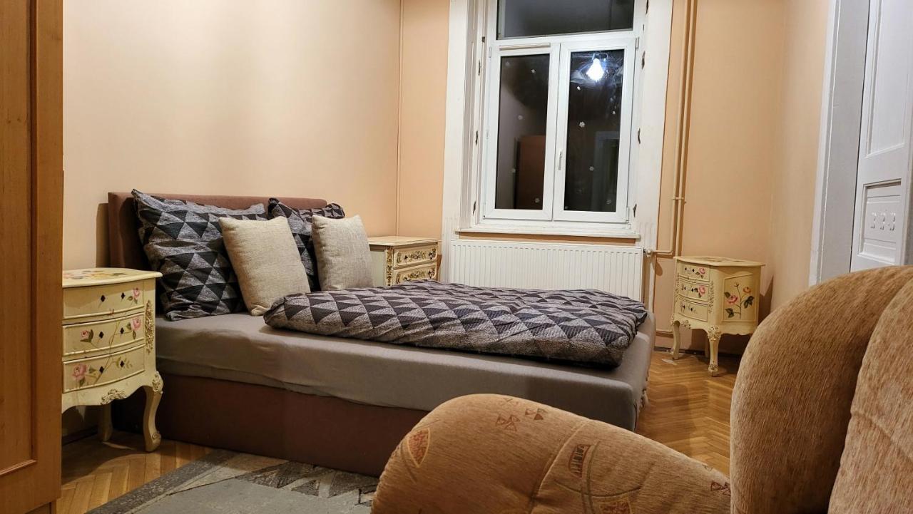 Apartment Eclectic Big Budapest